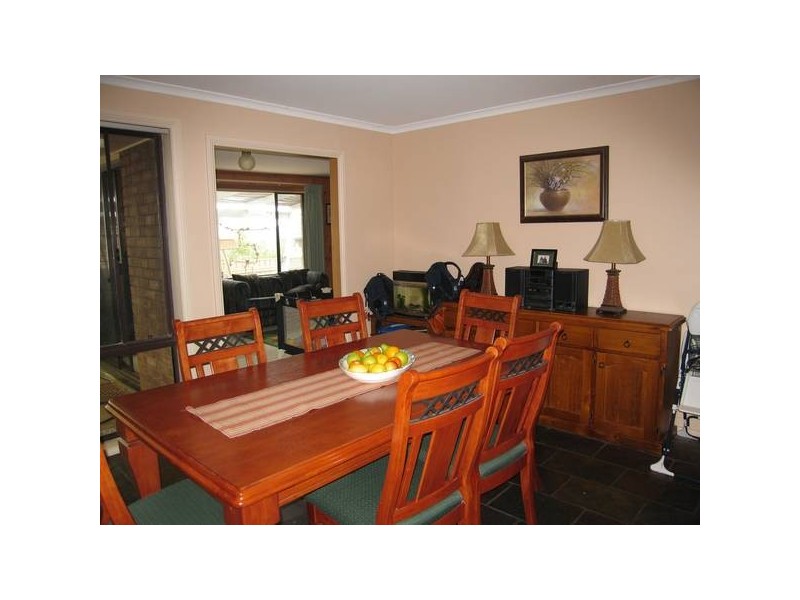 6 St Vincent Close, Aberfoyle Park SA 5159