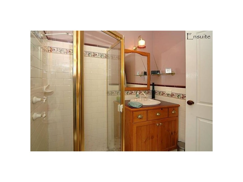 5 Whistler Grove, Flagstaff Hill SA 5159