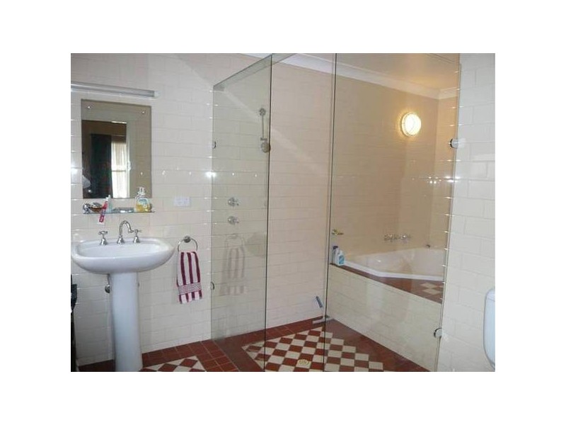 12 St Johns Row, Glenelg SA 5045