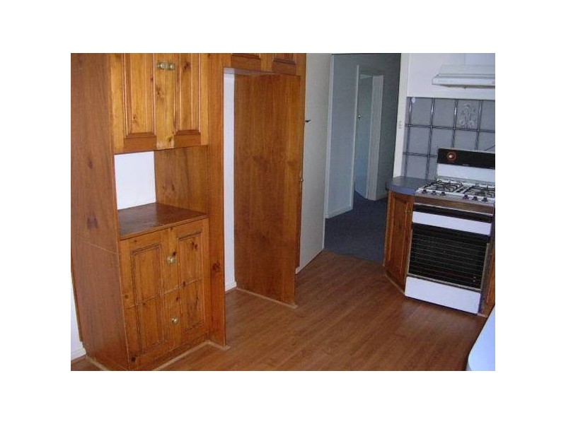 Inverall Avenue, North Plympton SA 5037