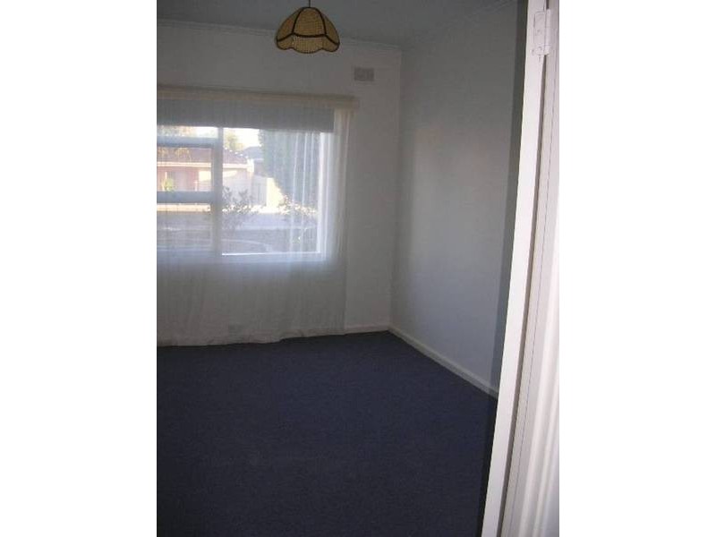 Inverall Avenue, North Plympton SA 5037