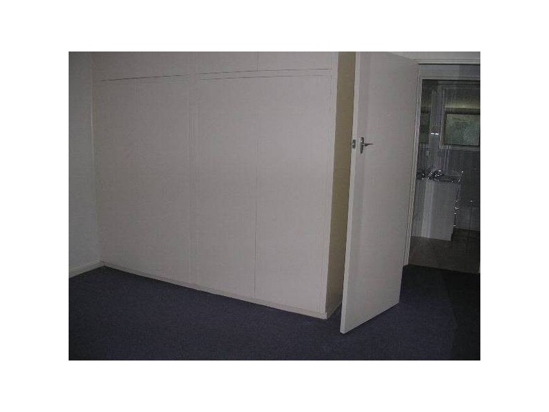 Inverall Avenue, North Plympton SA 5037