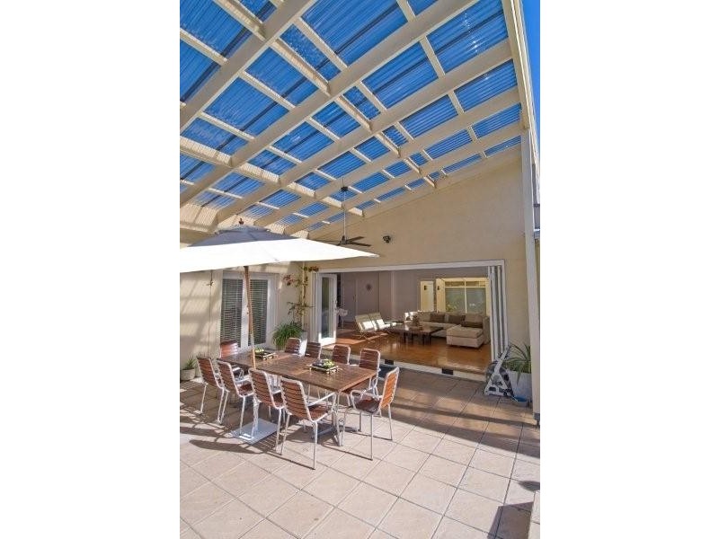 4 Graydale Street, West Beach SA 5024