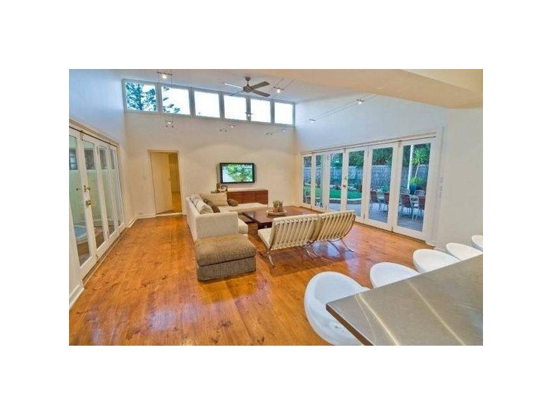 4 Graydale Street, West Beach SA 5024