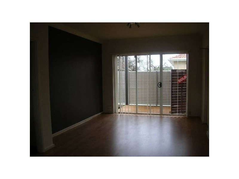 2/4 Packard Streeet, North Plympton SA 5037