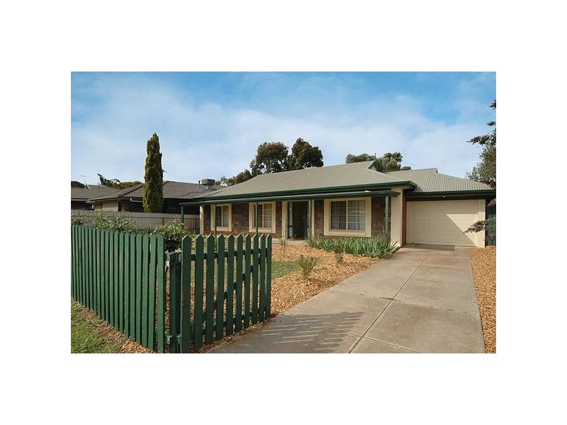 28 Oakridge Rise, Huntfield Heights SA 5163