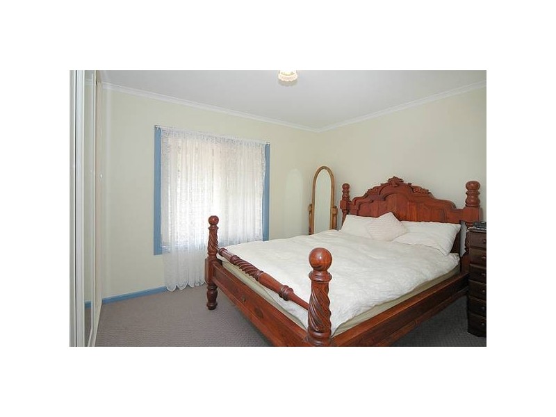 28 Oakridge Rise, Huntfield Heights SA 5163