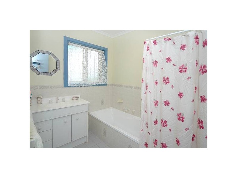 28 Oakridge Rise, Huntfield Heights SA 5163