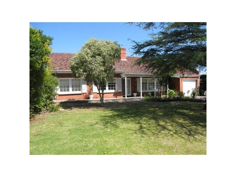 31 Riverside Drive, Fulham SA 5024