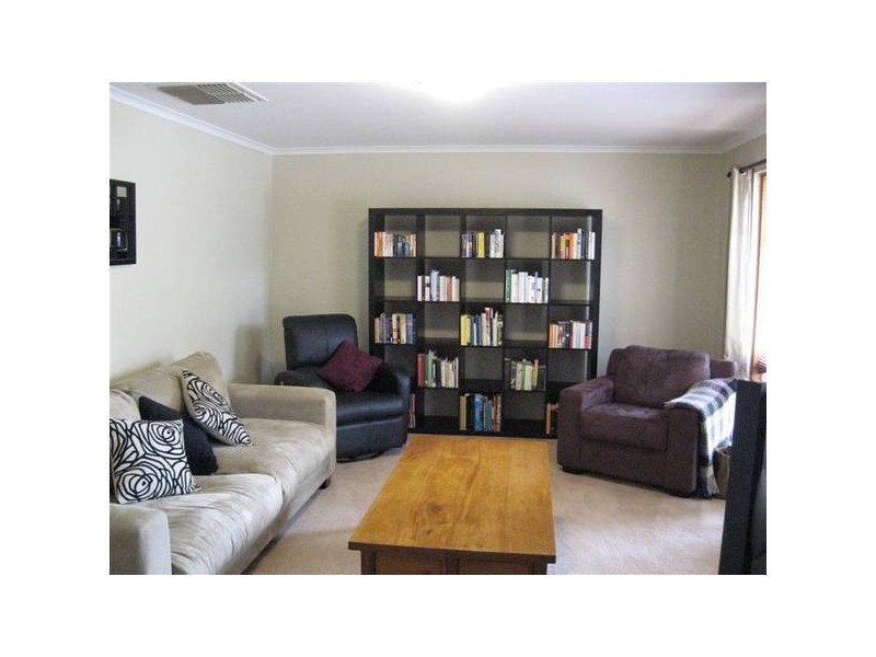 58 Southbound Avenue, Aberfoyle Park SA 5159