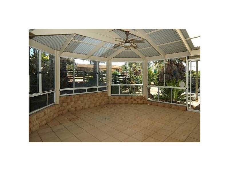 22 Lancing Court, Huntfield Heights SA 5163