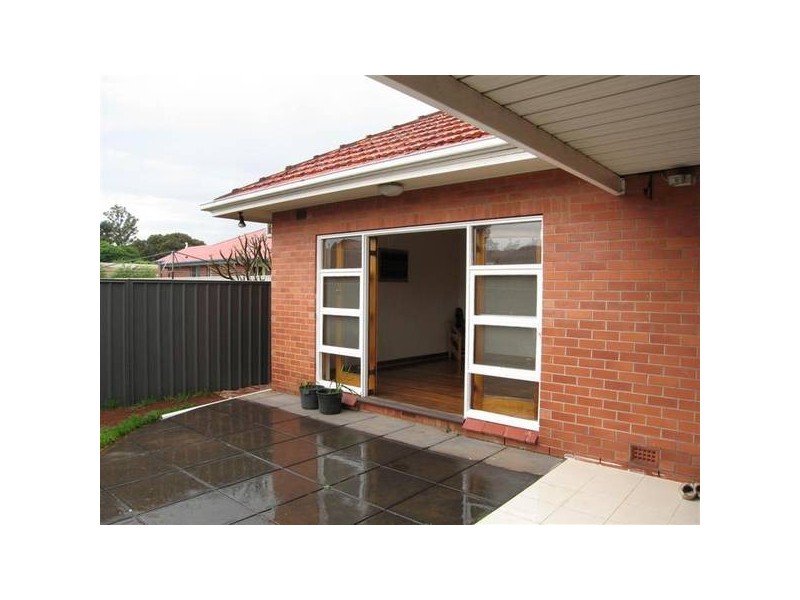1 Winifred Avenue, Glandore SA 5037