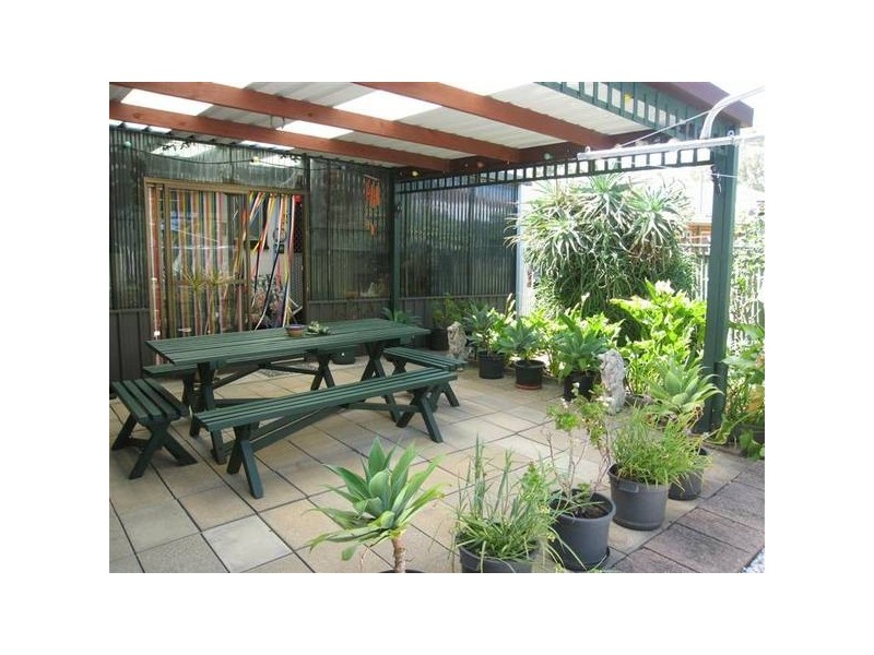 15 Moreland Avenue, Mitchell Park SA 5043