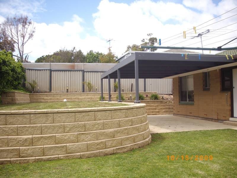 15 Taeping Street, Hallett Cove SA 5158