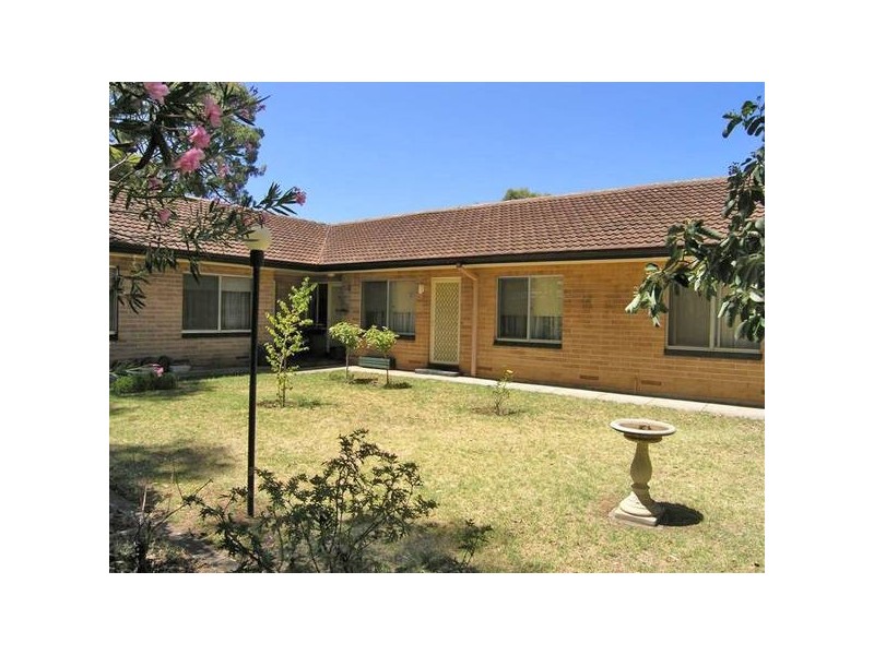 4/9 Kertaweeta Avenue, Black Forest SA 5035