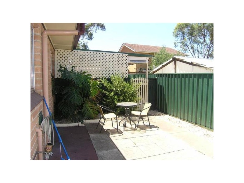 4/9 Kertaweeta Avenue, Black Forest SA 5035