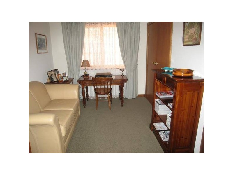 10a Minkie Avenue, Mitchell Park SA 5043