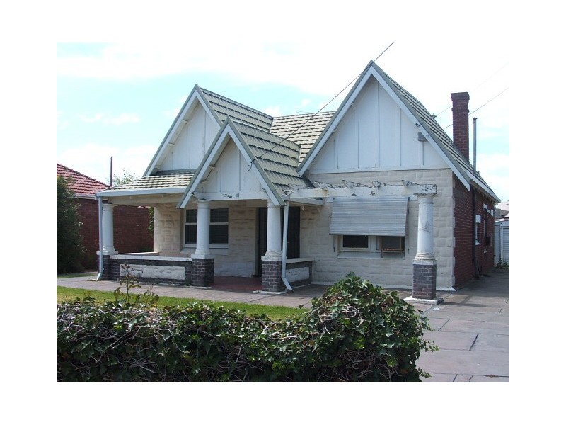 40 St Georges Avenue, Glandore SA 5037