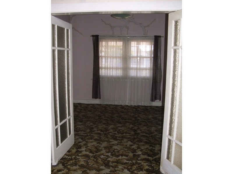 40 St Georges Avenue, Glandore SA 5037