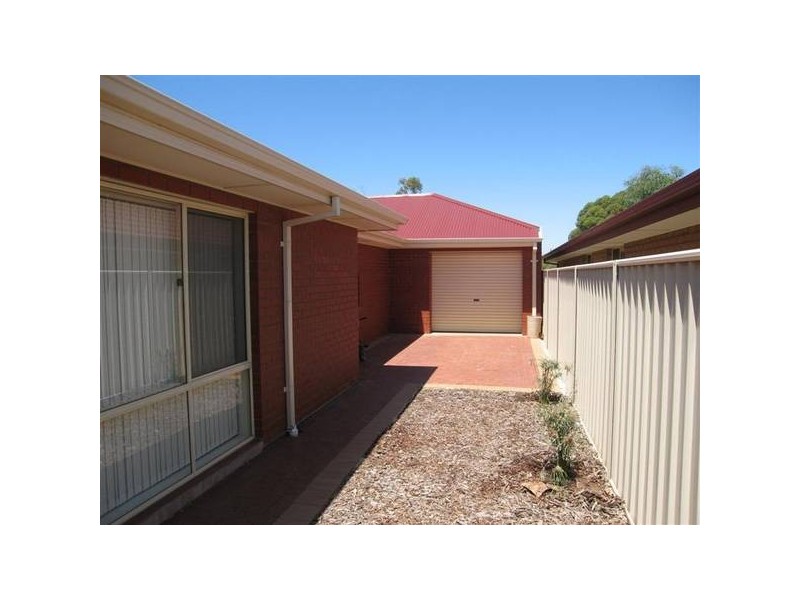 15 Newfield Drive, Reynella SA 5161