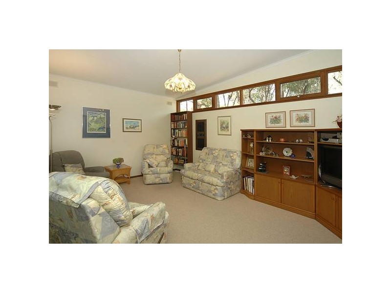 5 Wonoka Street, Eden Hills SA 5050