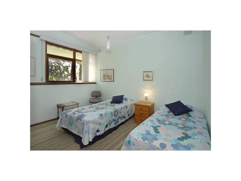 5 Wonoka Street, Eden Hills SA 5050