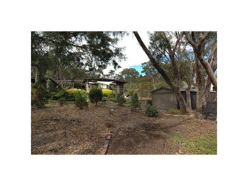 5 Wonoka Street, Eden Hills SA 5050