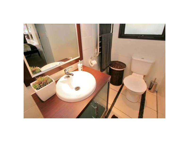 30 Dingera Avenue, North Plympton SA 5037