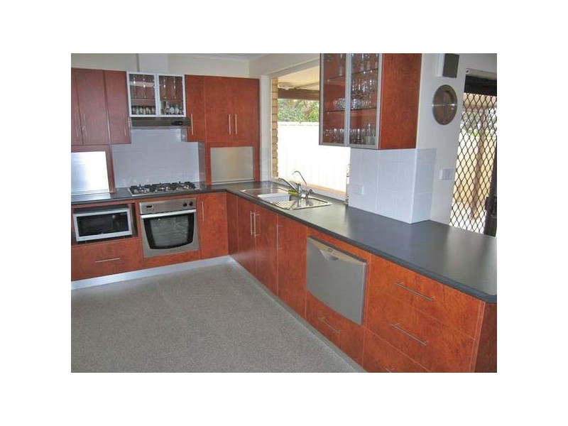 30 Seacombe Rd, Darlington SA 5047