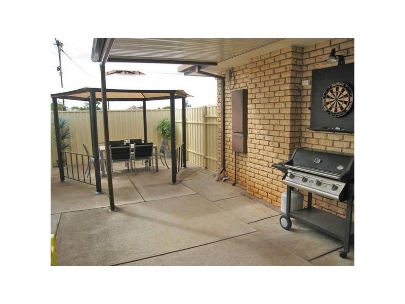 30 Seacombe Rd, Darlington SA 5047