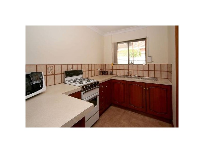 2/4 Charles Street, Plympton SA 5038