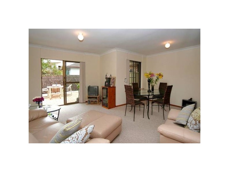 2/4 Charles Street, Plympton SA 5038