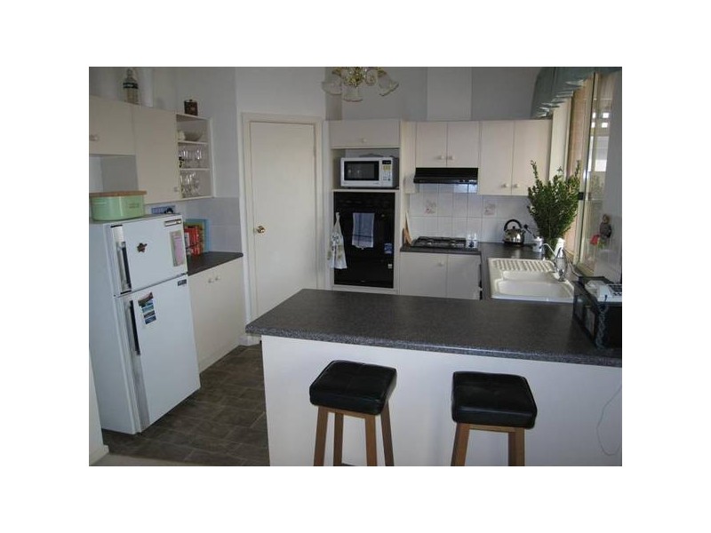 19 Arnold Drive, Mitchell Park SA 5043