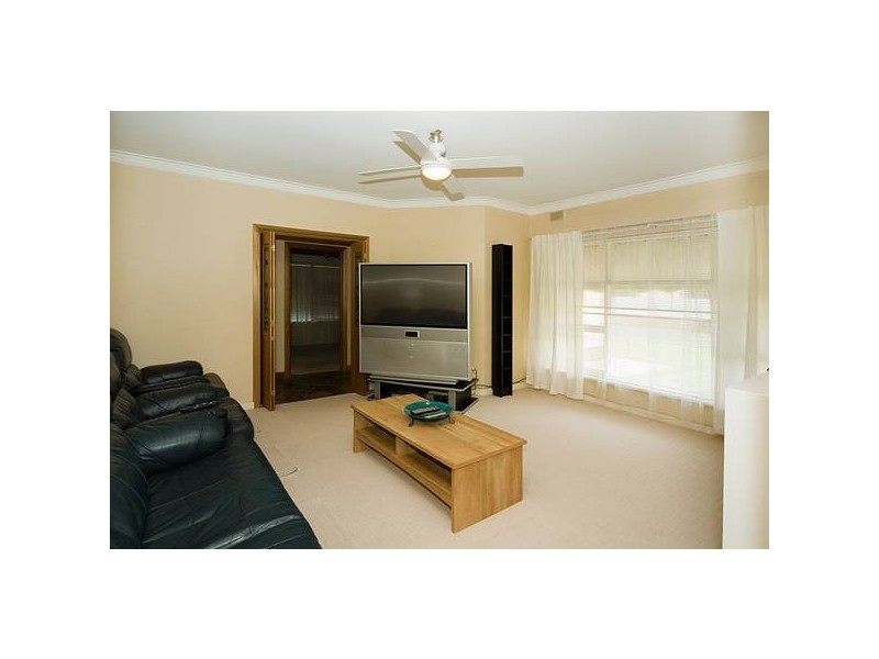 1 Kooralla Grove, Kidman Park SA 5025