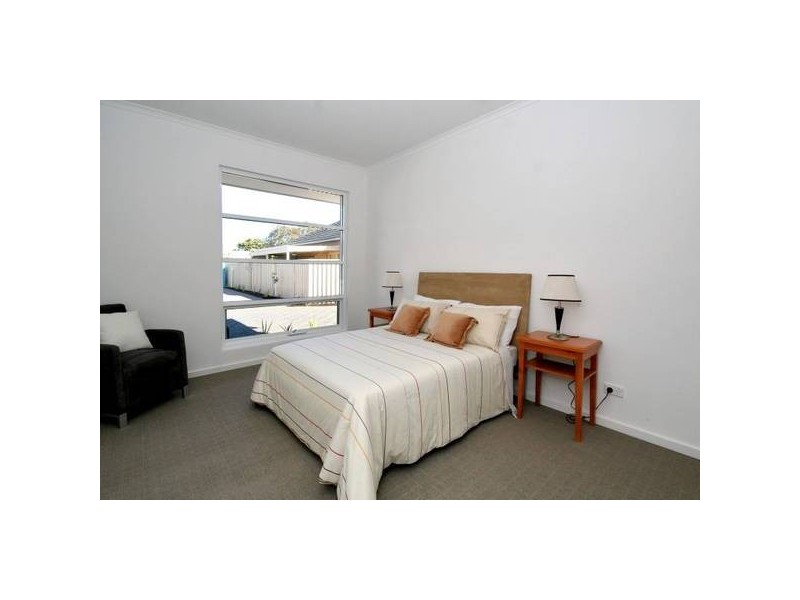 2/7 Waterhouse Road, South Plympton SA 5038