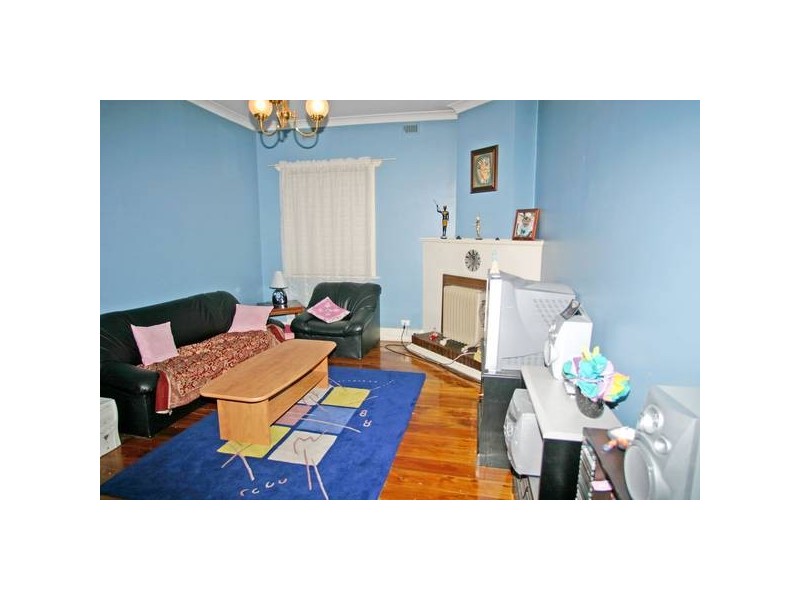 33a Wellington Street, Glandore SA 5037