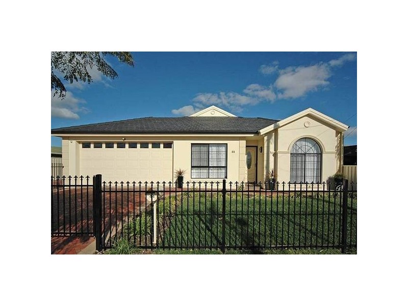 10 Audrey Street, Ascot Park SA 5043