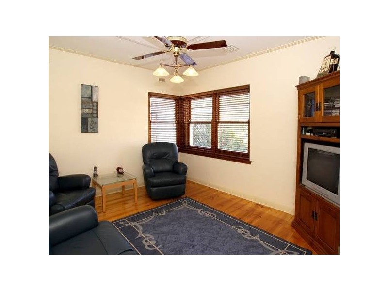 14 Dingera Avenue, North Plympton SA 5037