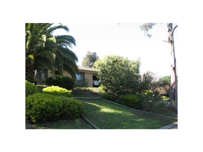 9 Delta Crescent, Aberfoyle Park SA 5159