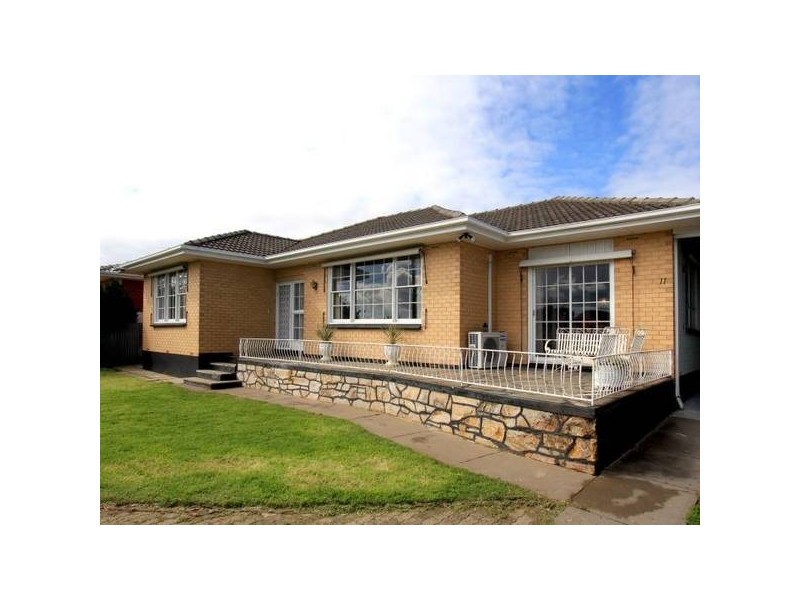 11 Sherlock Road, Kingston Park SA 5049