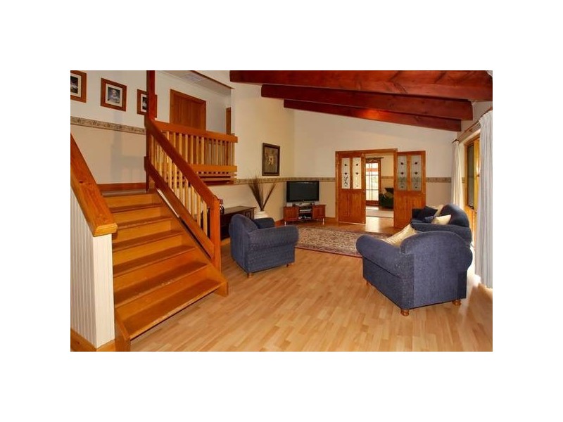 16 Woodland Grove, Aberfoyle Park SA 5159