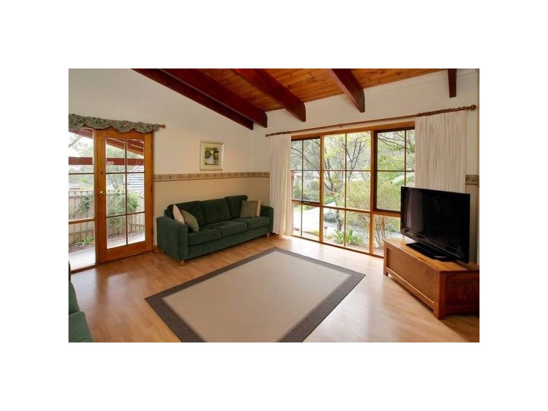 16 Woodland Grove, Aberfoyle Park SA 5159