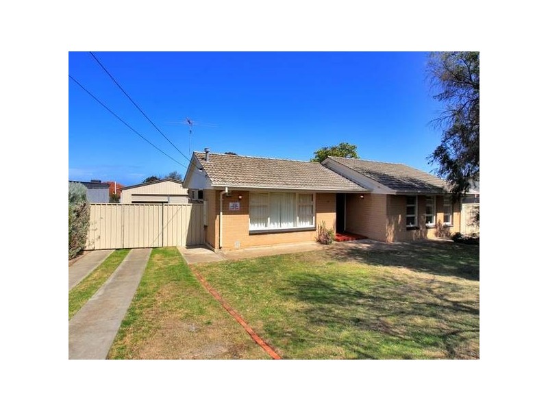 6 Julian Street, Christie Downs SA 5164
