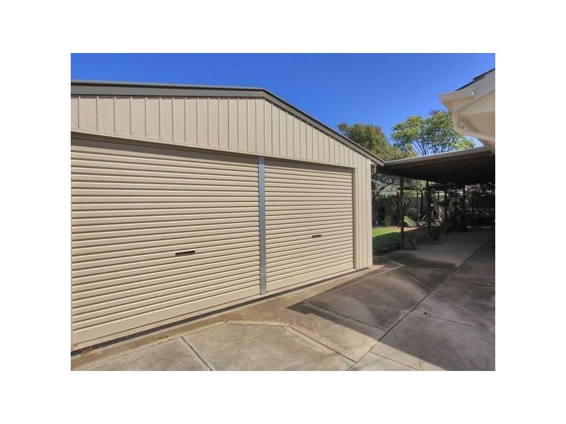6 Julian Street, Christie Downs SA 5164