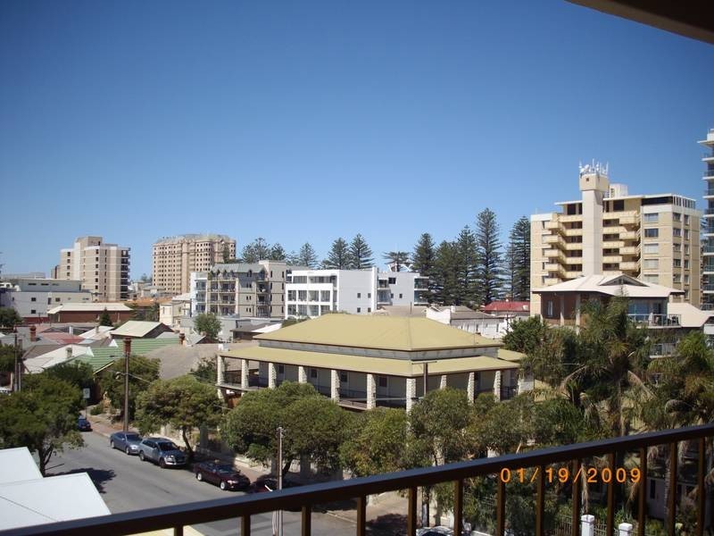 34/760 Anzac Highway, Glenelg SA 5045