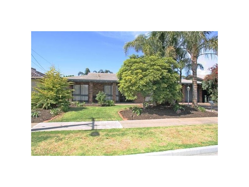 9 Rivett Avenue, Fulham Gardens SA 5024