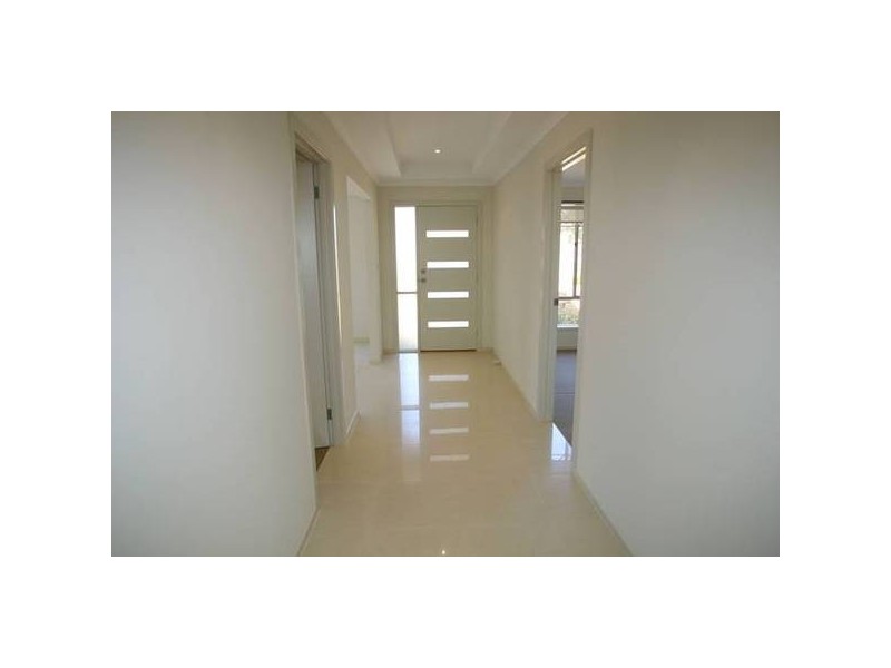 2 Steamranger Drive, Sheidow Park SA 5158