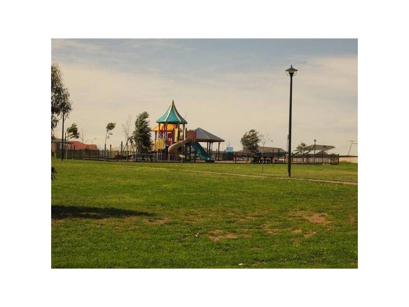 2 Steamranger Drive, Sheidow Park SA 5158