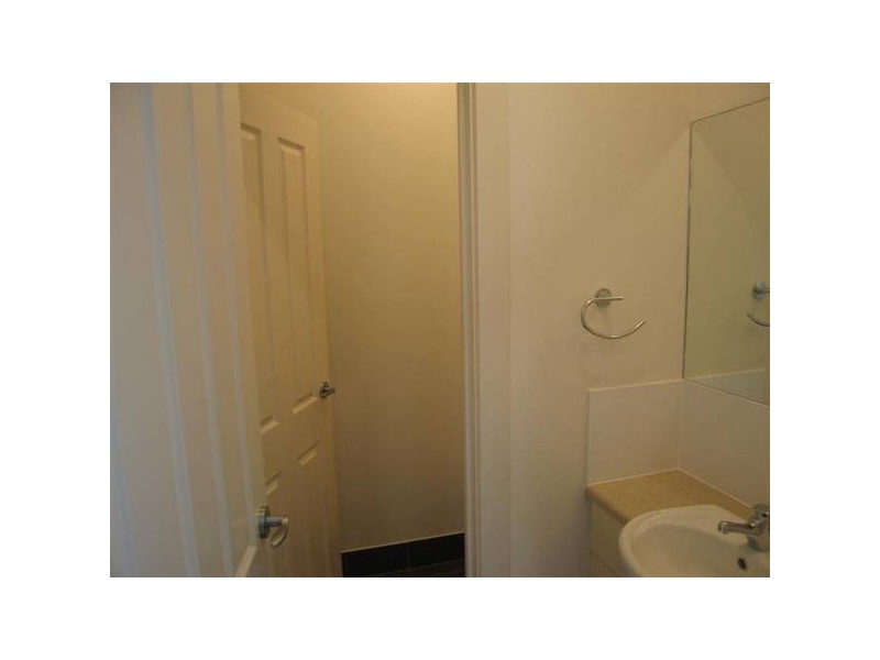 6 Manor Court (enter via Nash St & Medallion Dve), Grange SA 5022