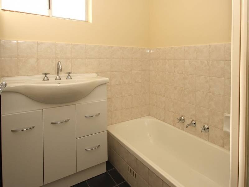 1a Minchinbury Terrace, Marion SA 5043